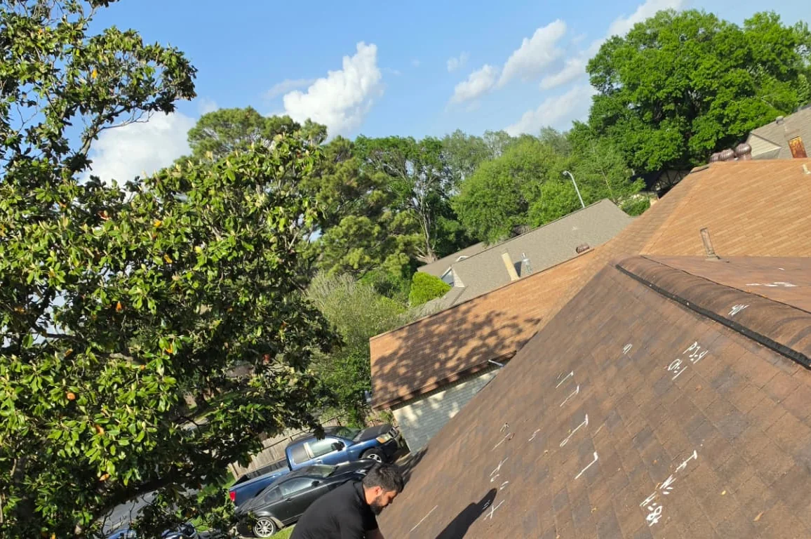 E Torres Solutions roof inspection and condition documentation